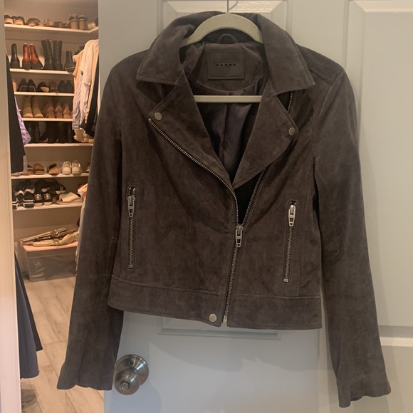 Beautiful grey suede jacket by BLANKNYC - Picture 4 of 6